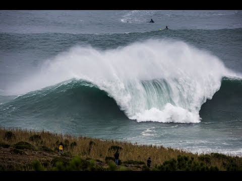 The Discovery of the Wave | 'Maya Gabeira: Return to Nazaré' - UCblfuW_4rakIf2h6aqANefA