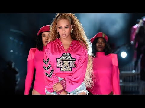 Beyoncé - Formation (Homecoming) [LIVE]