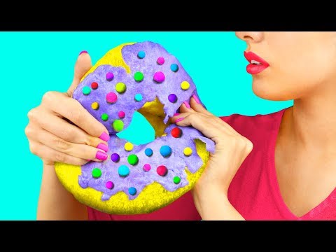 DIY Giant Squishy / 11 Giant vs Miniature Stress Relievers recipes - UCWwqHwqLSrdWMgp5DZG5Dzg