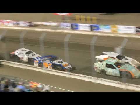 81 Speedway USRA B-Mod A-Feature 08/27/2022 Kyle Wiens #18 - dirt track racing video image