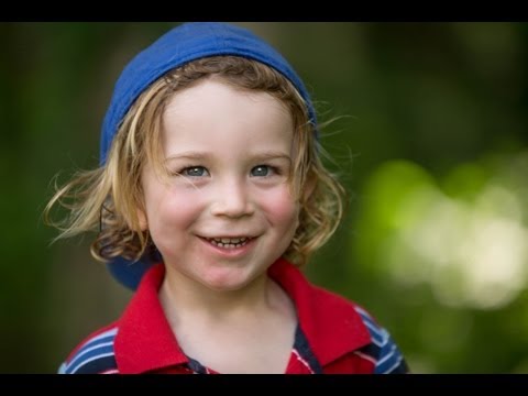 How to Photograph Kids, Babies, Children: A Portrait Tutorial - UCDkJEEIifDzR_2K2p9tnwYQ