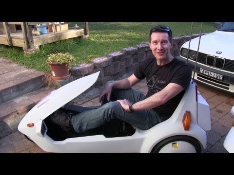 EEVblog #501 - Sinclair C5 Electric Car Teardown & Test Drive - UC2DjFE7Xf11URZqWBigcVOQ