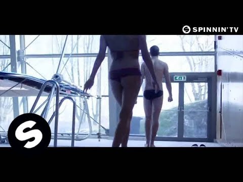 Clokx - Catch Your Fall (Official Music Video) [HD] - UCpDJl2EmP7Oh90Vylx0dZtA