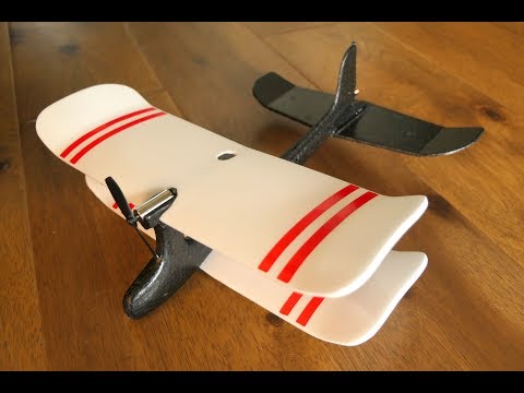 TobyRich MOSKITO Biplane Review - UCj8MpuOzkNz7L0mJhL3TDeA