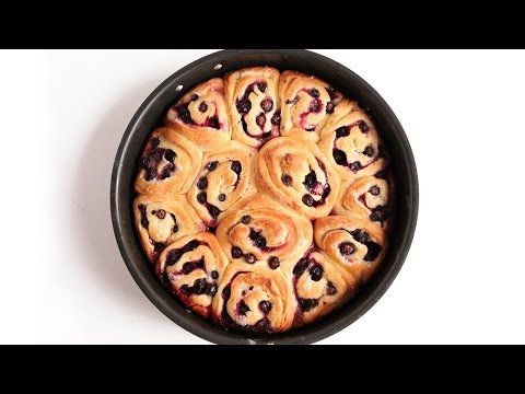 Lemon Blueberry Rolls Recipe - Laura Vitale - Laura in the Kitchen Episode 927 - UCNbngWUqL2eqRw12yAwcICg