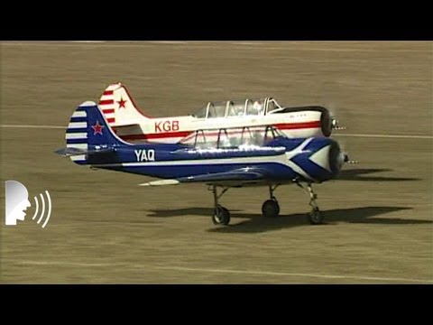 Yak 52 vs Nanchang CJ6 aircraft pylon race - UC6odimYAtqsr0_7m8p2Dhiw