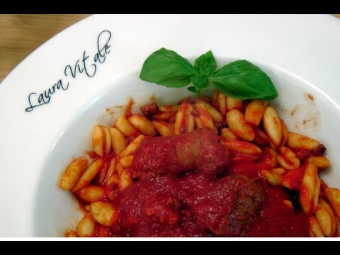 Italian Sunday Sauce - Recipe by Laura Vitale - Laura in the Kitchen Episode 164 - UCNbngWUqL2eqRw12yAwcICg