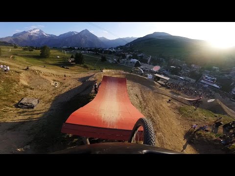 GoPro: Sam Pilgrim's Crankworx Run - GoPro of the World July Winner - UCqhnX4jA0A5paNd1v-zEysw