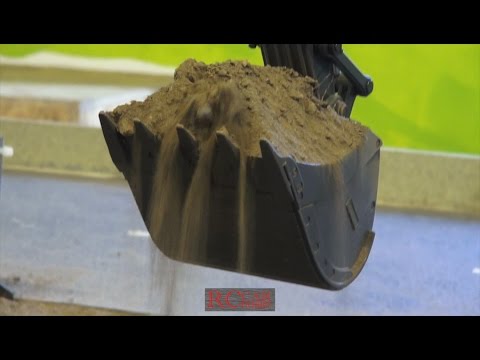 RC4WD 1/14 360l Earth Digger Hydraulic excavator RTR - the first action - UCYXvCcDgRi5RNb1Zi4Yz-aA