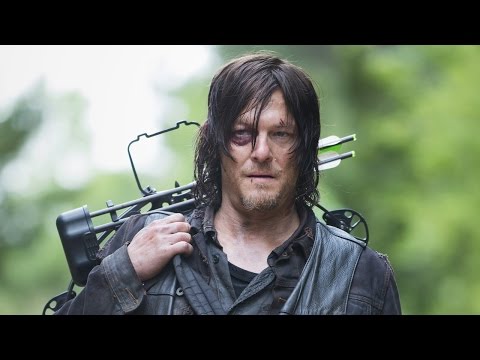 The Walking Dead - Norman Reedus Season 6 Interview - NYCC 2015 - UCKy1dAqELo0zrOtPkf0eTMw