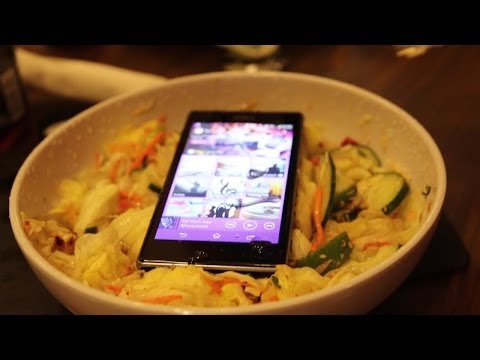 Xperia Z1S Water Resistance Test - UCCjyq_K1Xwfg8Lndy7lKMpA