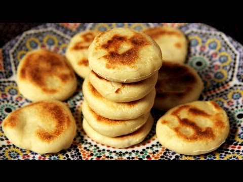 Alia's Tips: Batbout - Cute Little Moroccan Breads - UCB8yzUOYzM30kGjwc97_Fvw