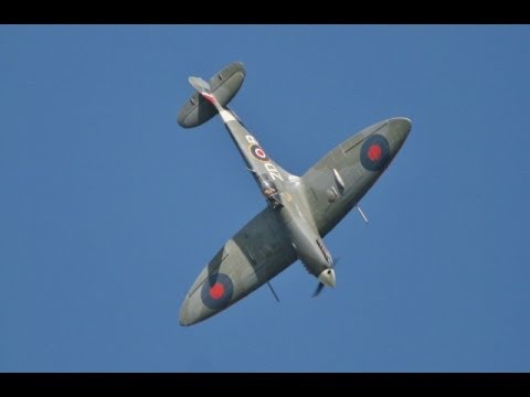 GIANT RC SCALE MK 1X SUPERMARINE SPITFIRE - AT BARKSTON WARBIRDS - 2014 - UCMQ5IpqQ9PoRKKJI2HkUxEw