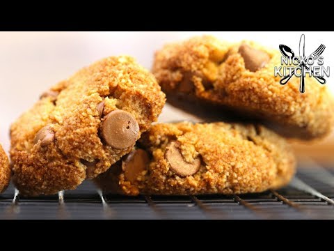 Keto Chocolate Chip Cookies 