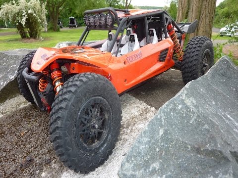 RC Car Axial Exo Terra Buggy in Action - UClhTH8PrfR9ENhzIh4zxCYg