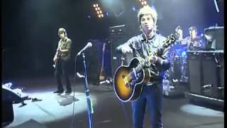 Noel Gallagher - Emotional version of Dont Look Back in Anger - Live