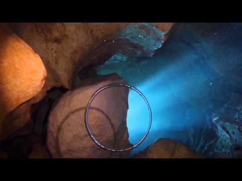 Freediving to 54' / 16m in Jacob's Well - UCTs-d2DgyuJVRICivxe2Ktg