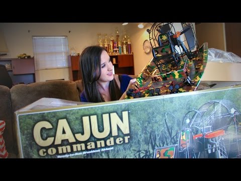 AquaCraft Cajun Commander RC Airboat Unboxing - First Impressions - TheRcSaylors - UCYWhRC3xtD_acDIZdr53huA