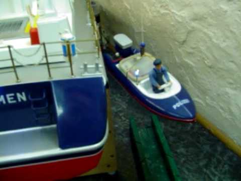RC Boat  Bremen 9 (Test Kran) - UCAR9Y0-1on64jp15hb8sXHw