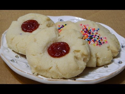 How to make Mantecaditos or Puertorican Shortbread Cookies