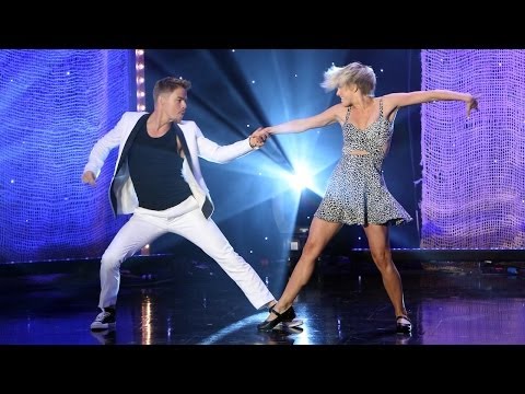 Julianne and Derek Hough Perform - UCp0hYYBW6IMayGgR-WeoCvQ