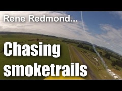 Flying through RC jet smoketrails - UCQ2sg7vS7JkxKwtZuFZzn-g