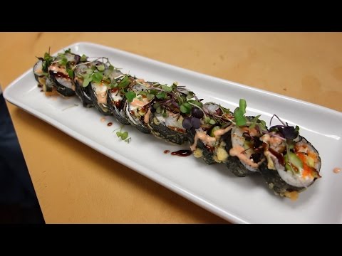 Eel Tempura Roll - How To Make Sushi Series - UCbULqc7U1mCHiVSCIkwEpxw