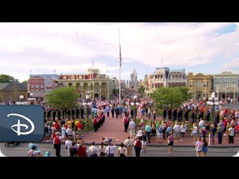 Elite U.S. Army 82nd Airborne Division Honored at Walt Disney World Resort - UC1xwwLwm6WSMbUn_Tp597hQ