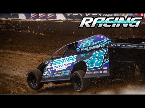 Pulling Traction OUT at Humboldt Speedway - dirt track racing video image