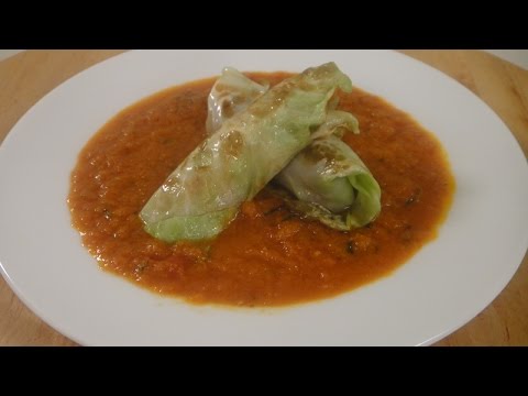 Cabbage Rolls in Tomato Gravy - UCmoX4QULJ9MB00xW4coMiOw