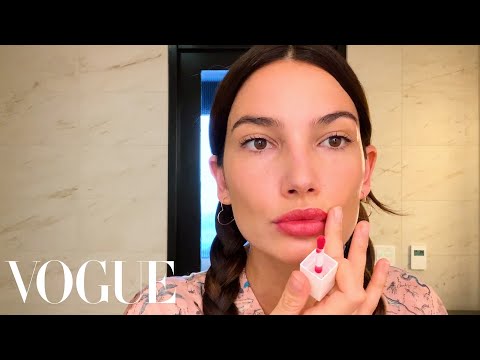 Lily Aldridge Shares Her Pregnancy Beauty Routine | Beauty Secrets | Vogue - UCRXiA3h1no_PFkb1JCP0yMA