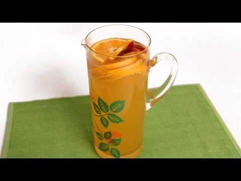 Peach Sangria Recipe - Laura Vitale - Laura in the Kitchen Episode 591 - UCNbngWUqL2eqRw12yAwcICg