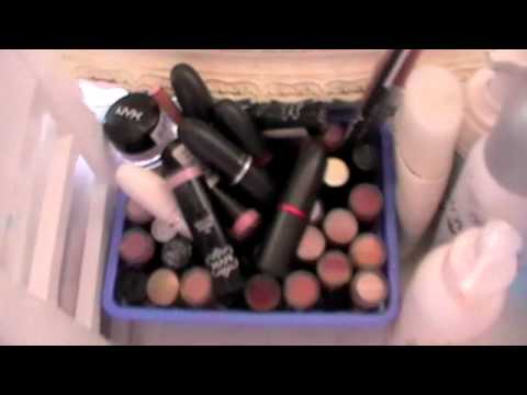 Updated Make Up Storage - UCMpOz2KEfkSdd5JeIJh_fxw