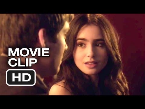 Stuck in Love CLIP - Friends (2013) - Kristen Bell Movie HD - UCkR0GY0ue02aMyM-oxwgg9g