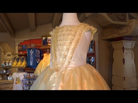 New "Beauty and the Beast" shop Royal Reception in Fantasyland at Disneyland - UCYdNtGaJkrtn04tmsmRrWlw