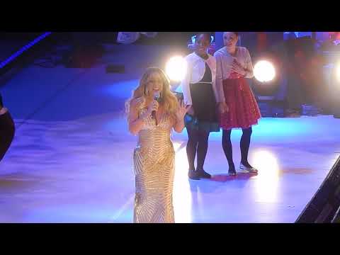 Mariah Carey - Charlie Brown Christmas (O2 London 11 dec 2017)