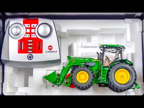 RC tractor John Deere gets unboxed and dirty for the first time! - UCZQRVHvPaV4DRn3tp8qrh7A