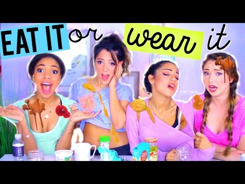 EAT IT OR WEAR IT CHALLENGE | Niki and Gabi - UCuVHOs0H5hvAHGr8O4yIBNQ