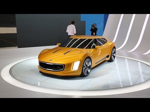 Kia GT4 Stinger at the Detroit Auto Show | Consumer Reports - UCOClvgLYa7g75eIaTdwj_vg