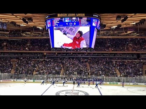 SNOWBOARD VIDEO ON THE JUMBOTRON!!! - UCtinbF-Q-fVthA0qrFQTgXQ