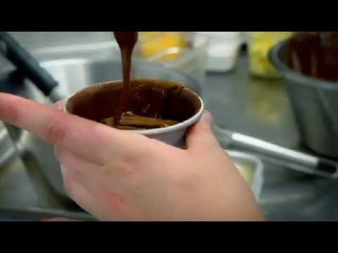 Chocolate fondant - Gordon Ramsay - UCiZ9jB1O8Aof6P2F9aRNJLg