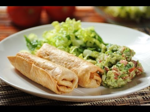 Chimichanga de pollo - Chicken chimichanga - Recetas de cocina mexicana - UCvg_5WAbGznrT5qMZjaXFGA