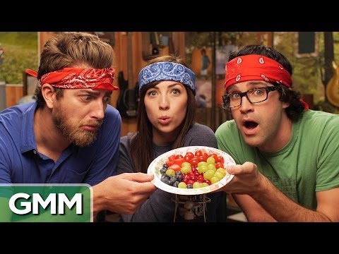 The Blind Berry Taste Test - UC4PooiX37Pld1T8J5SYT-SQ