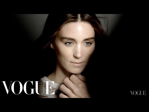 Behind the Scenes of Rooney Mara's February 2013 Vogue Cover Shoot - UCRXiA3h1no_PFkb1JCP0yMA