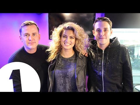 Tori Kelly Plays Innuendo Bingo - UC-FQUIVQ-bZiefzBiQAa8Fw