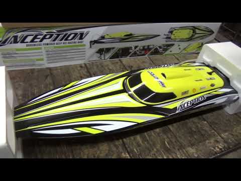 HydroPro Inception Brushless Powered Deep Vee Racing Boat 950mm Unboxing - UC3RiLWyCkZnZs-190h_ovyA