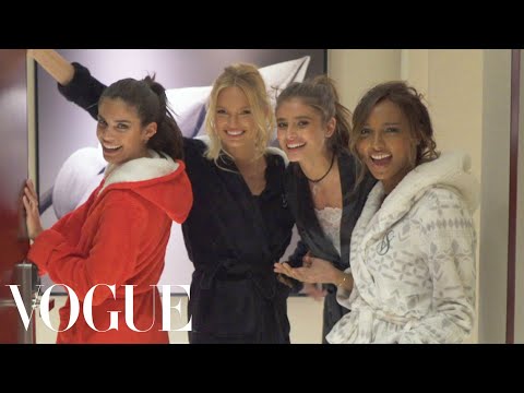 Victoria’s Secret Angels Sleepover: Taylor Hill, Jasmine Tookes, and More Prep for the 2016 Show - UCRXiA3h1no_PFkb1JCP0yMA