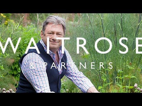 How To Create A Cottage Garden | Waitrose Garden - UCFNJOpACpCFRH_Fm_66L3iw