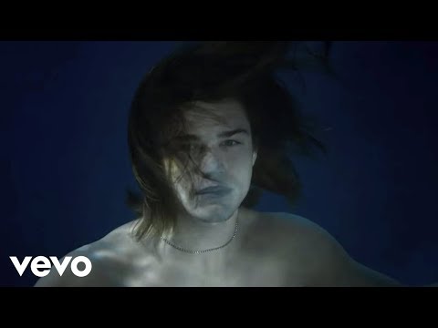 Axwell Λ Ingrosso - Dreamer ft. Trevor Guthrie (Official Video) - UCKIrzR0N23B3GoKfh_eTDrg