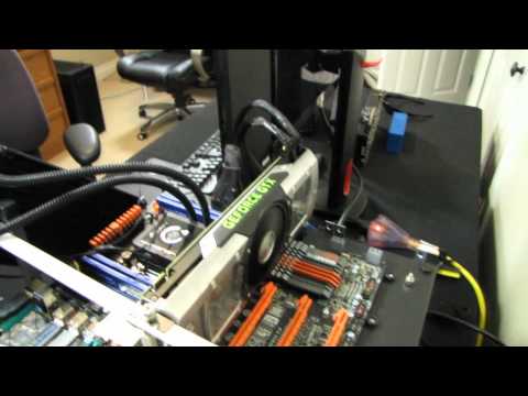 GeForce GTX 690 vs 3-way SLI GTX 670 Performance & Value Comparison Linus Tech Tips - UCXuqSBlHAE6Xw-yeJA0Tunw